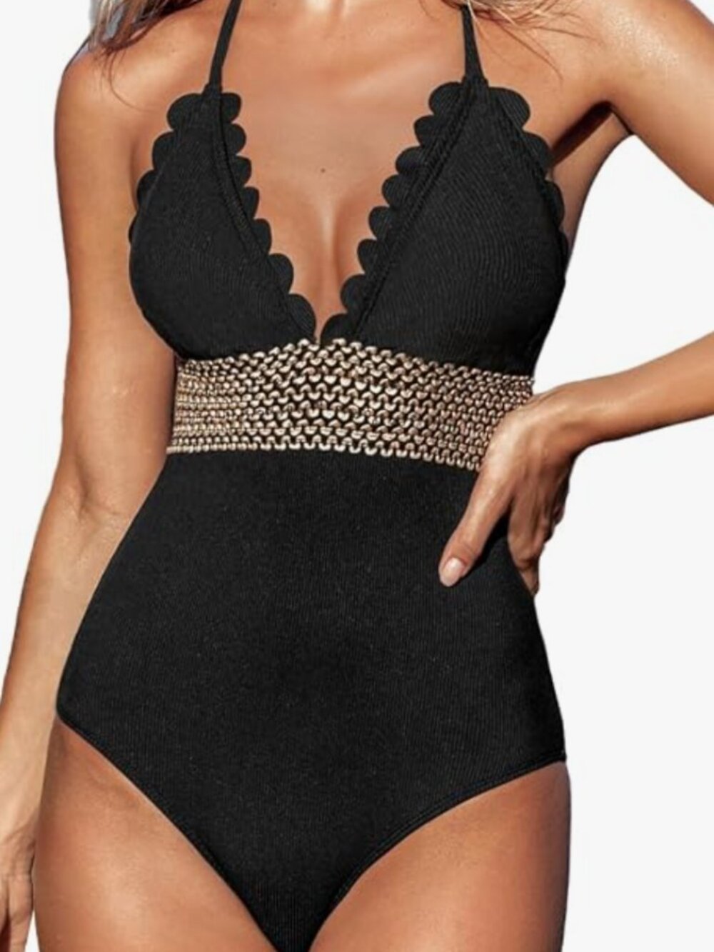CUPSHE Gold Contrast-Stitching Scalloped Halter One Piece Swimsuit